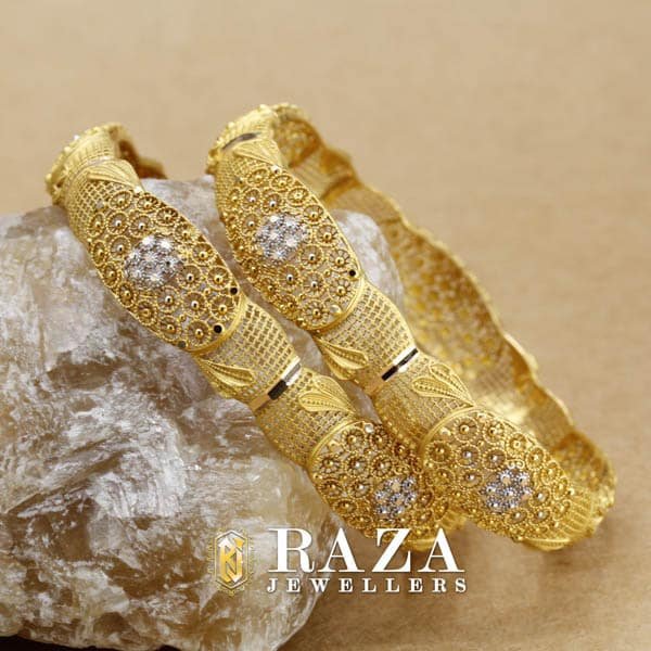 ANTIQUE GOLD BANGLES