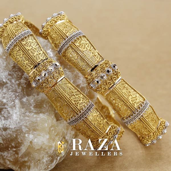 ANTIQUE GOLD BANGLES