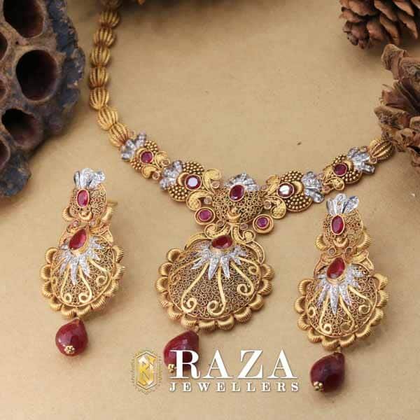 NECKLACE SET