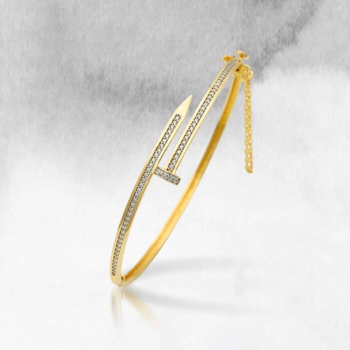 GOLD BRACELET