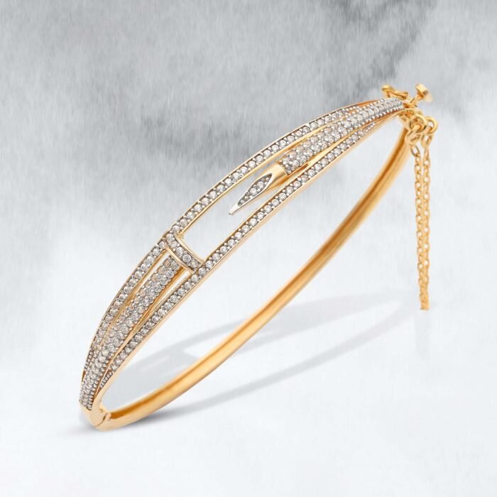 GOLD BRACELET