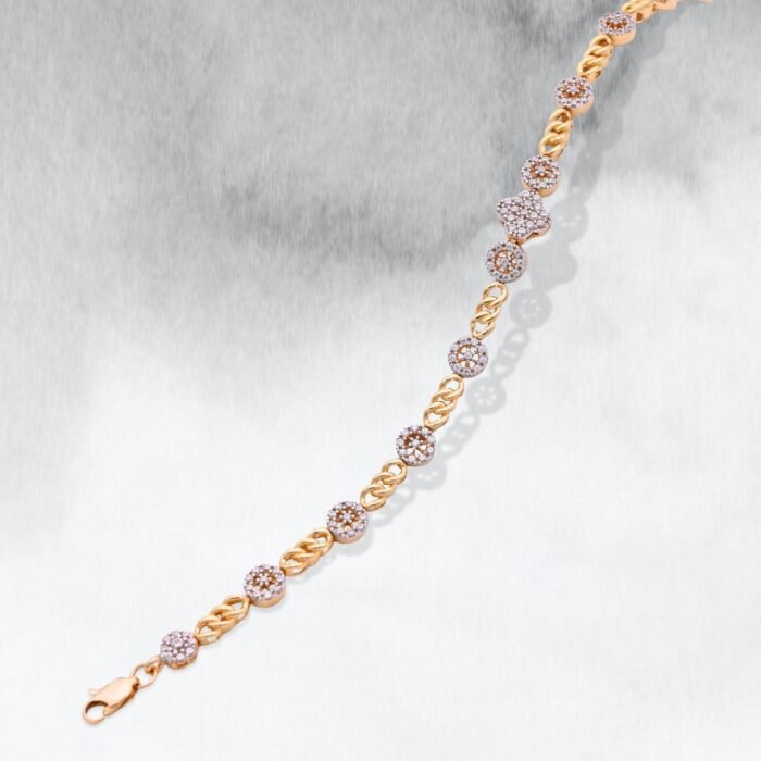 GOLD CHAIN BRACELET