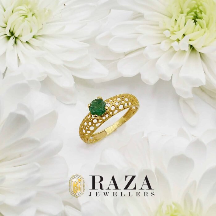 EMERALD RING