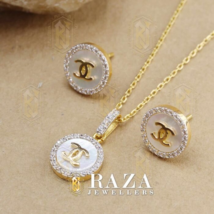 GOLD LOCKET SET