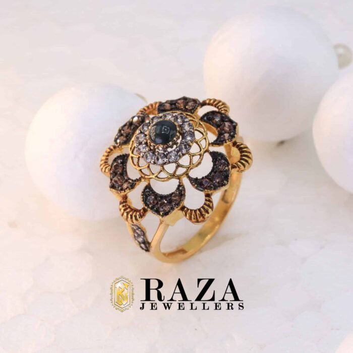 SAPPHIRE GOLD RING