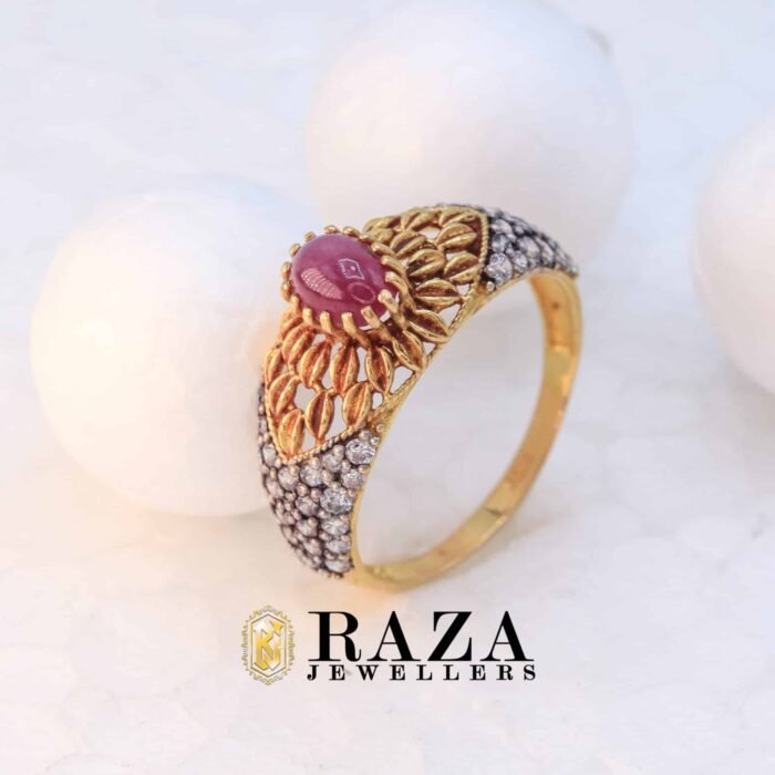 RUBY GOLD RING