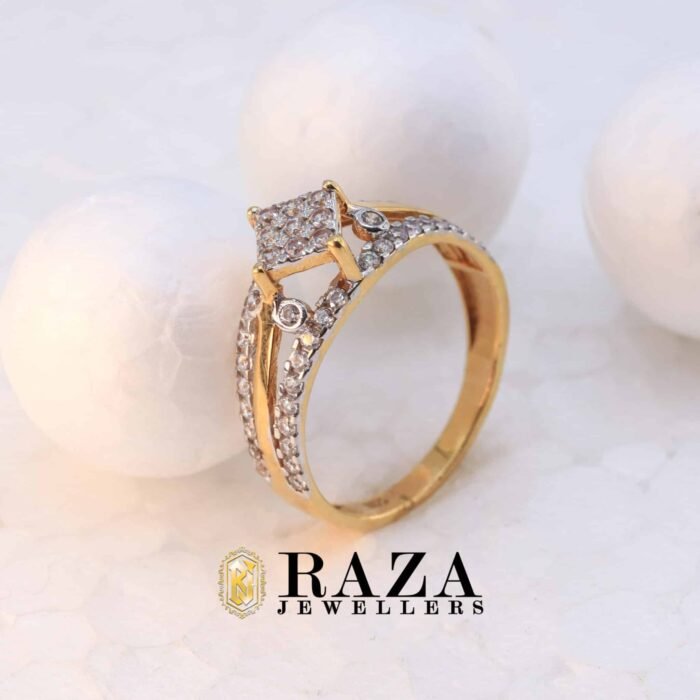 GOLD RING