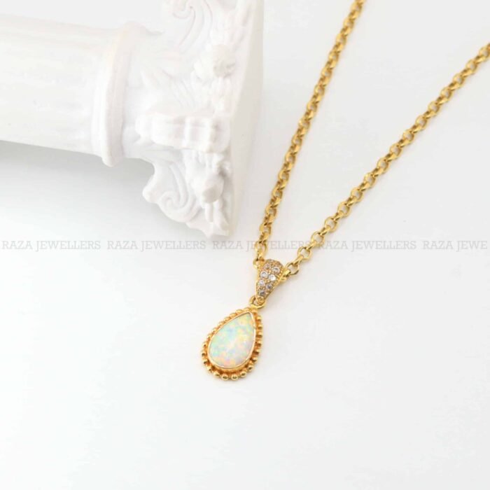 OPAL GOLD LOCKET