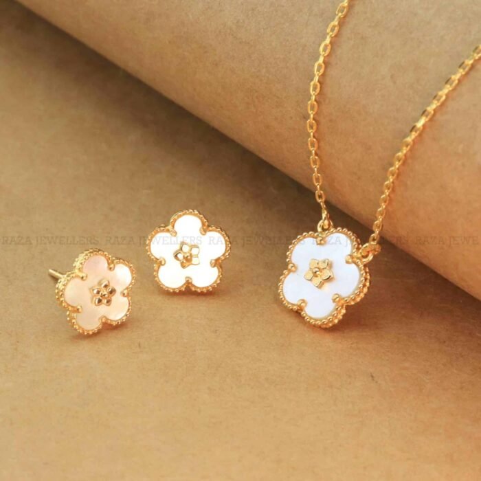 Mother of Pearl Gold Necklace Tops