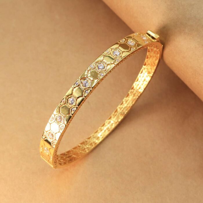 BRANDED GOLD BRACELET