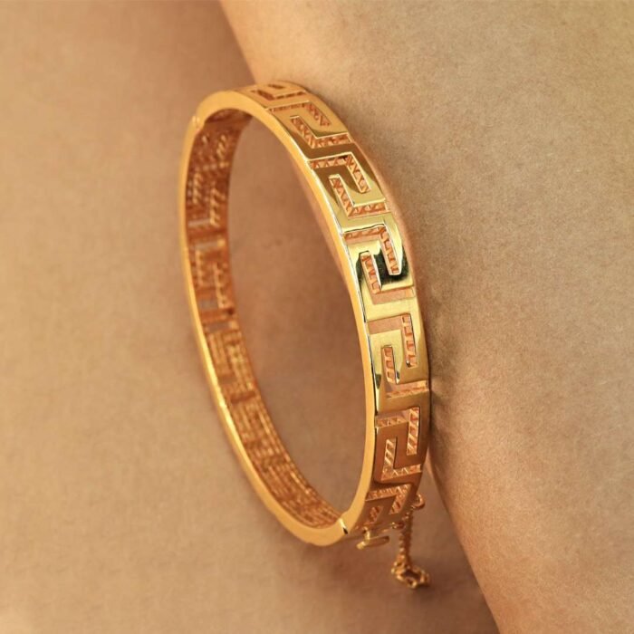 BRANDED GOLD BRACELET