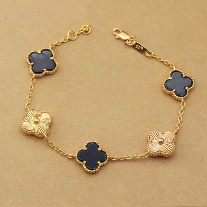BRANDED GOLD BRACELET