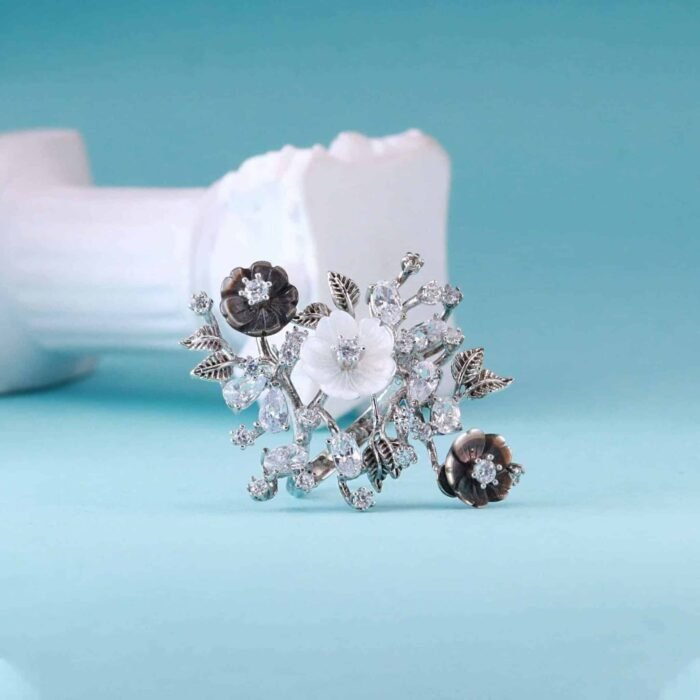SILVER RING