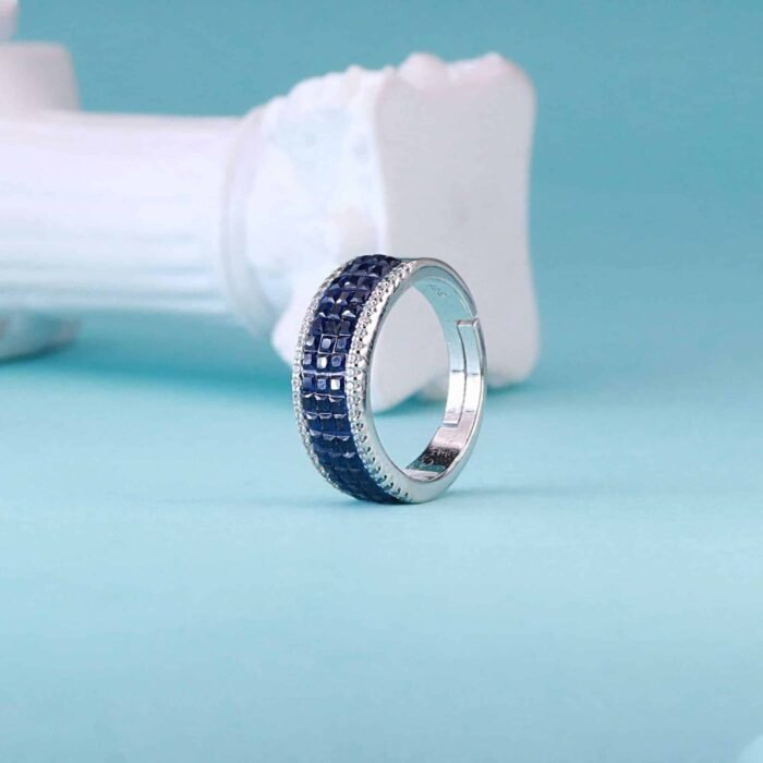 SILVER RING
