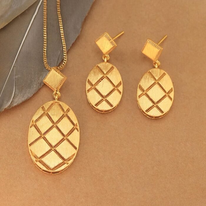 Gold Locket Set