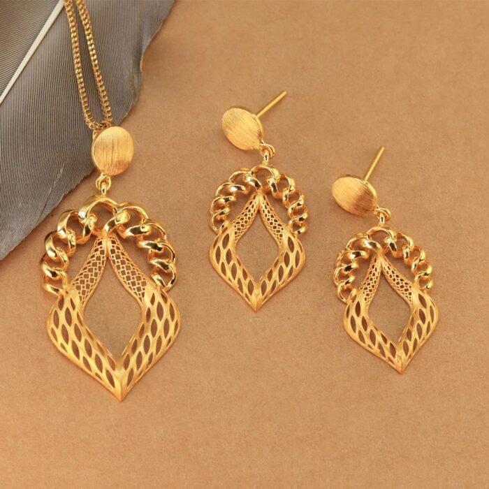Gold Locket Set