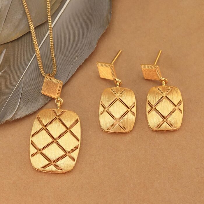 Gold Locket Set