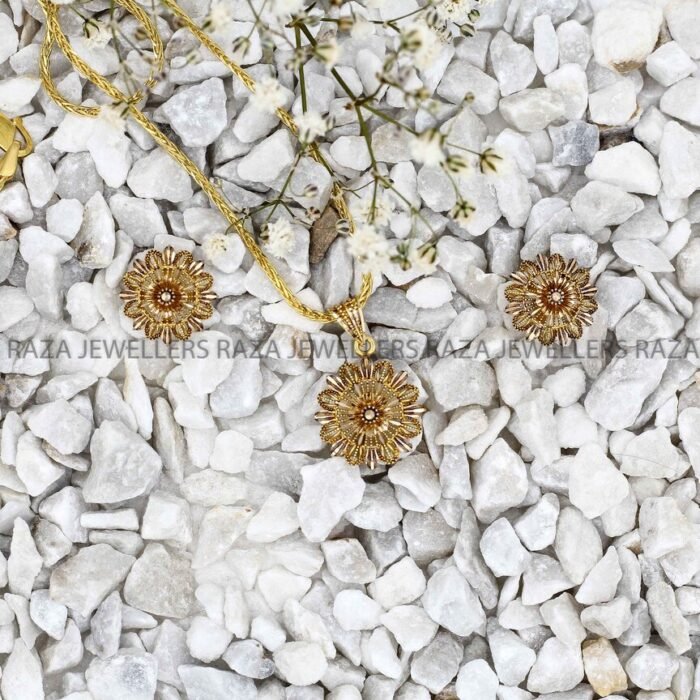 Antique Gold Locket Set