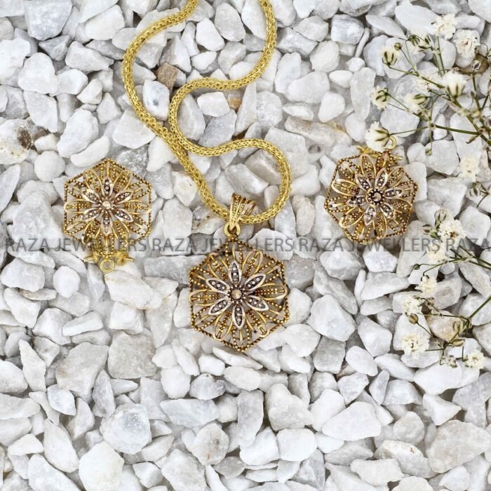 Antique Gold Locket Set
