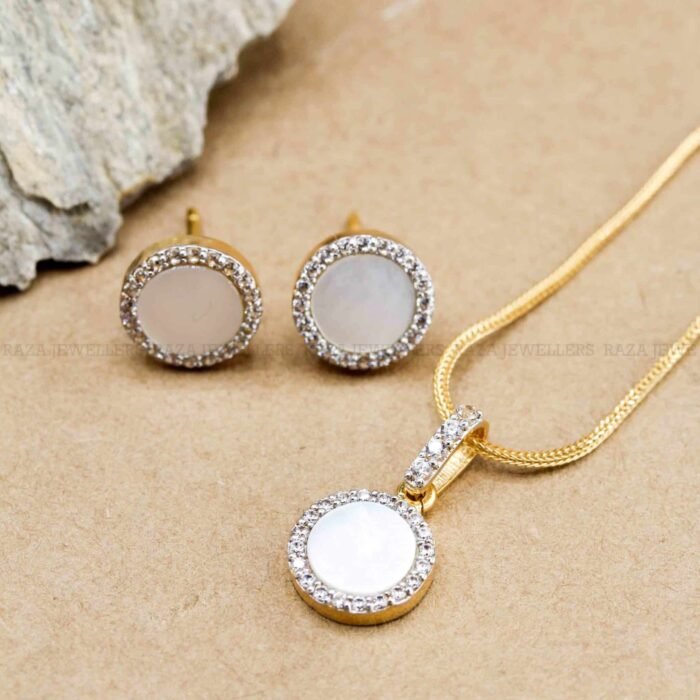 Mother Of Pearl Gold Locket Set